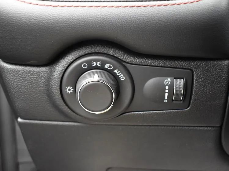 Used 2023 Dodge Durango GT image 22