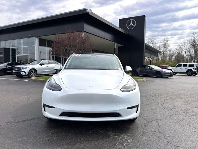 Used 2024 Tesla Model Y Performance image 2