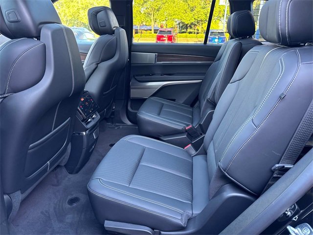 New 2026 Cadillac Vistiq Luxury w/ LPO, Floor Liner Package image 12