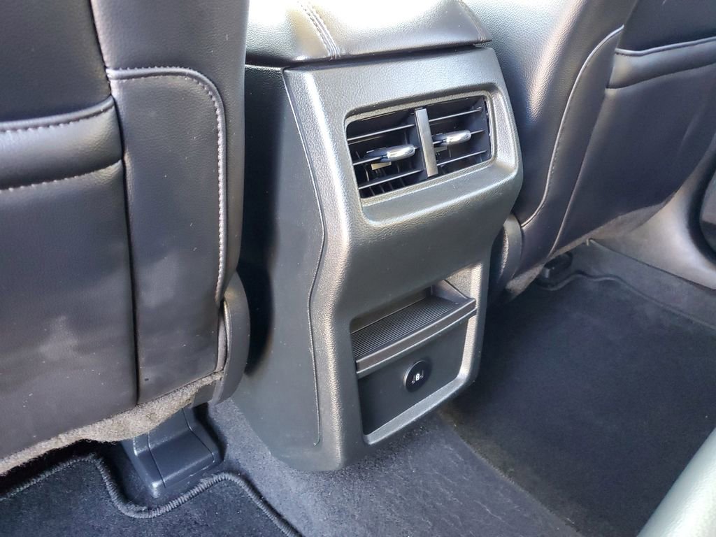 Used 2024 Ford Edge SEL image 31