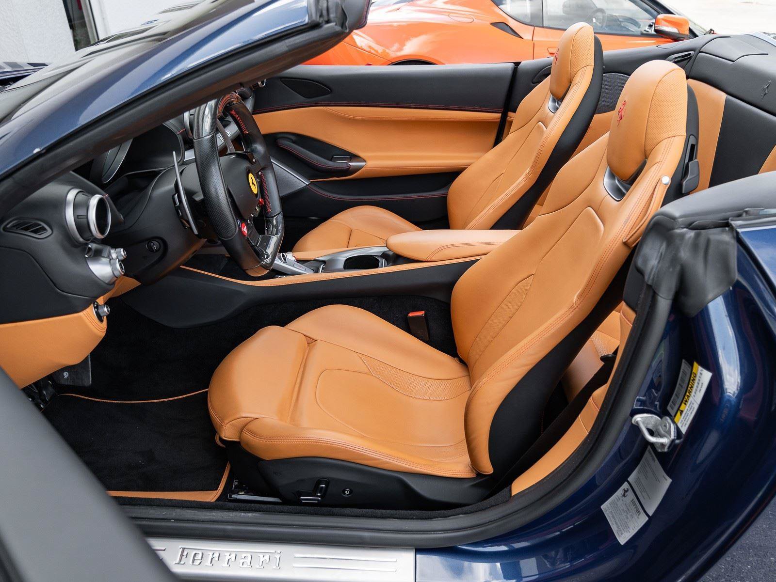 Used 2019 Ferrari Portofino RWD image 28