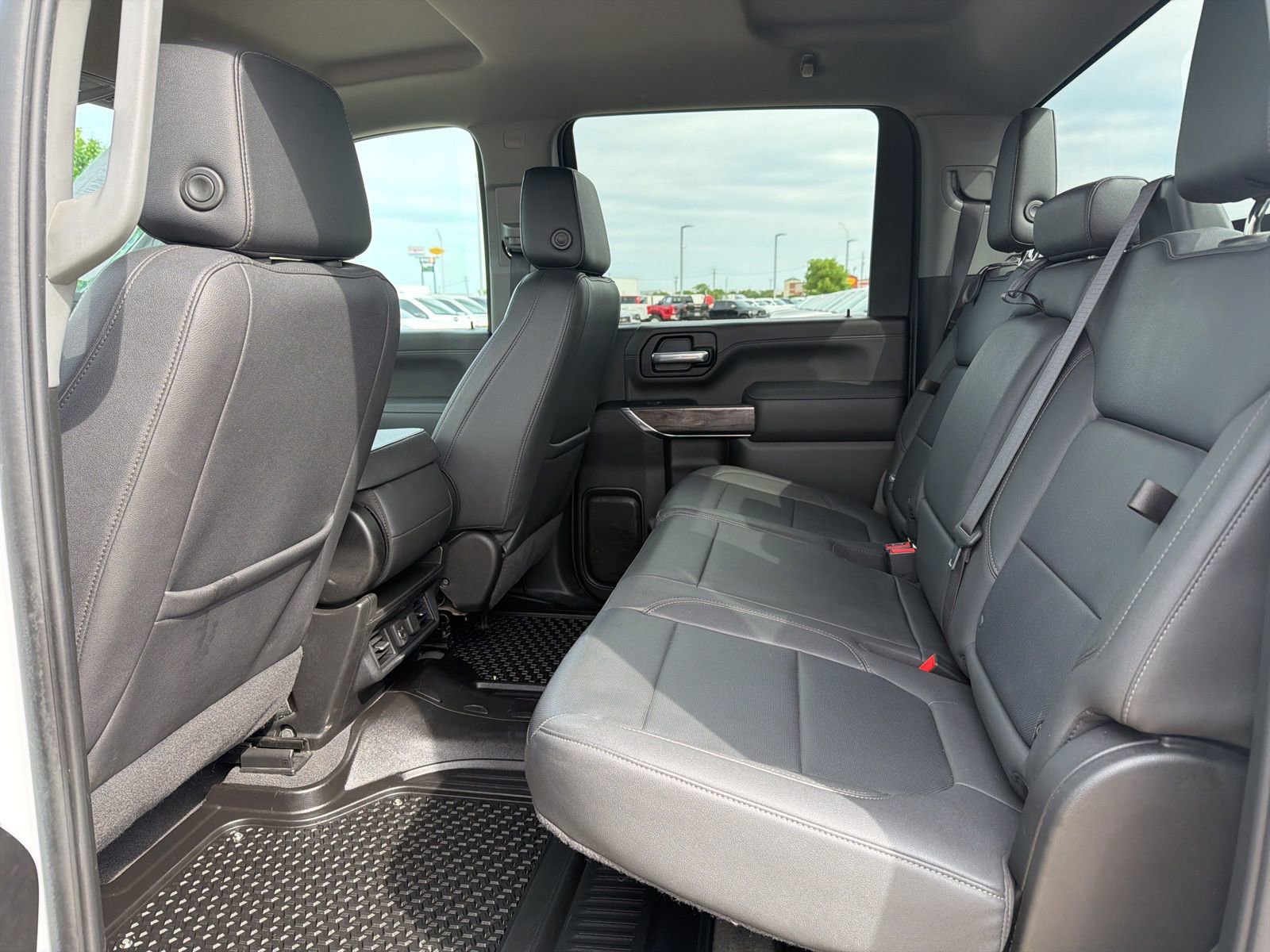 Used 2023 Chevrolet Silverado 2500 LTZ w/ Gooseneck/5TH Wheel Package AWD/4WD image 21