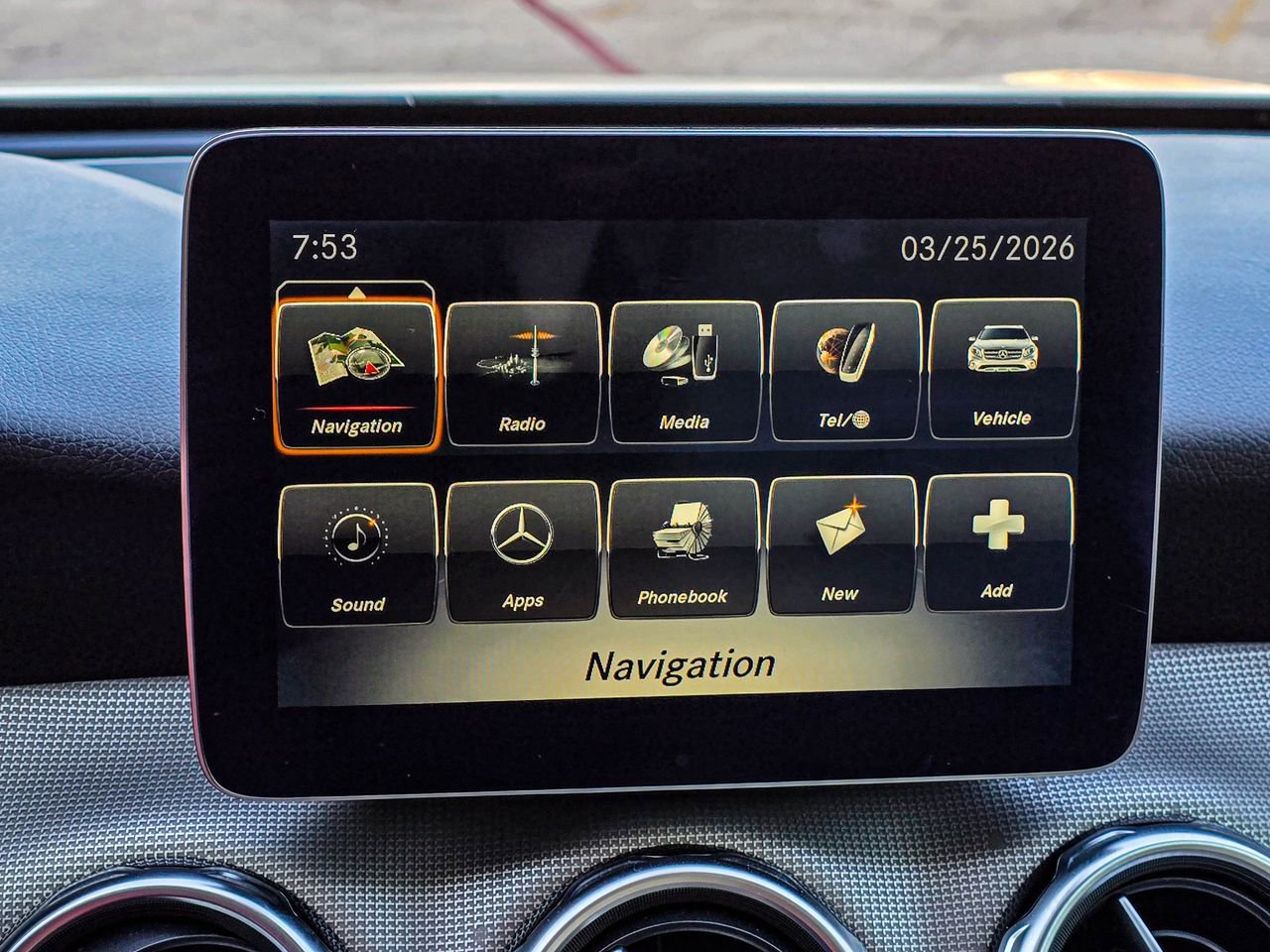 Used 2018 Mercedes-Benz GLA 250 image 15