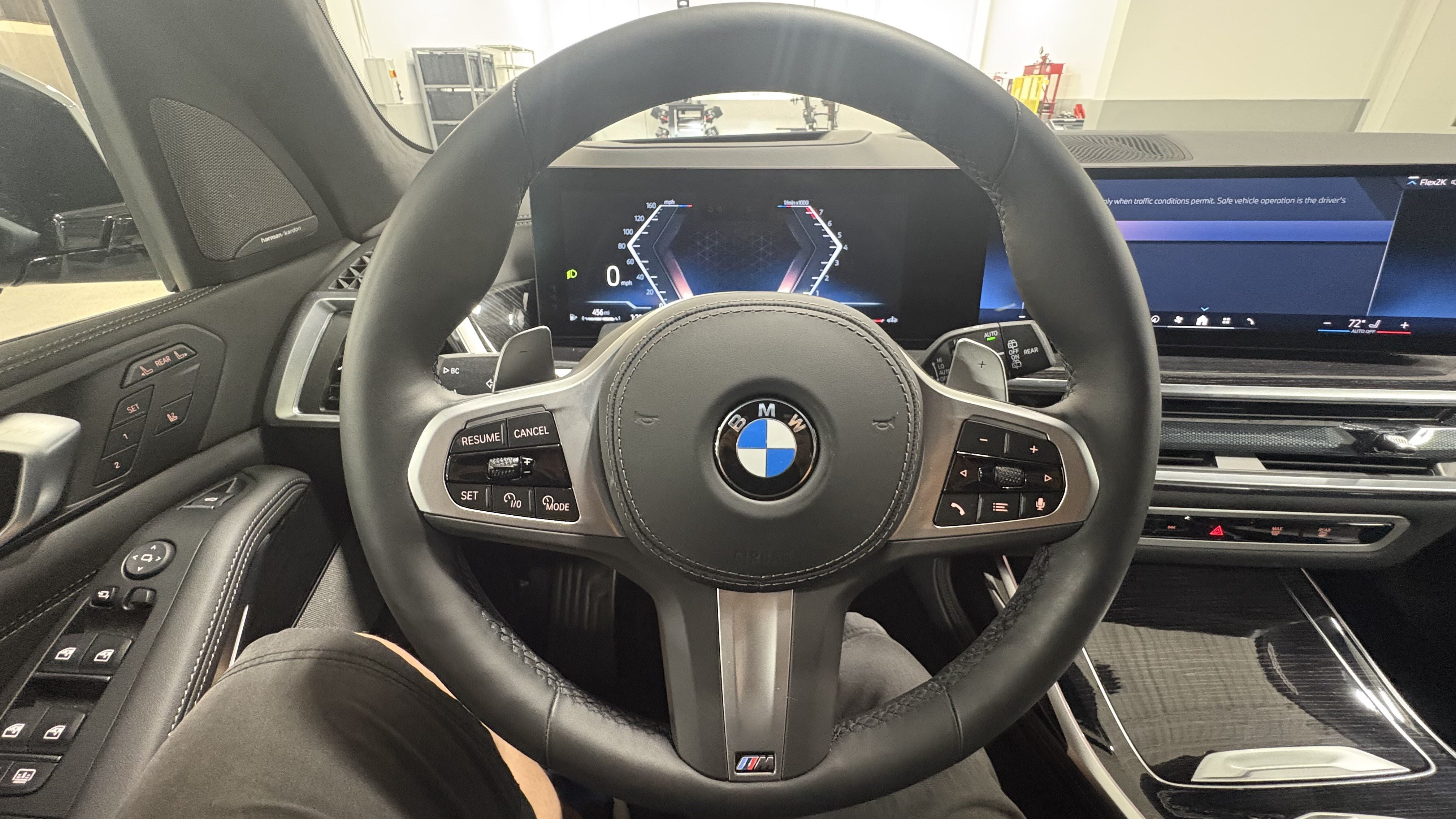 Used 2026 BMW X7 xDrive40i w/ M Sport Package AWD/4WD image 19