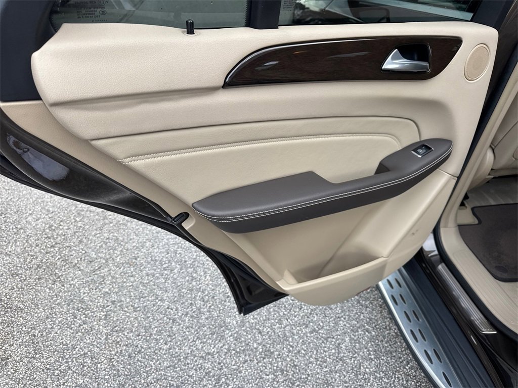 Used 2015 Mercedes-Benz ML 350 4MATIC image 21