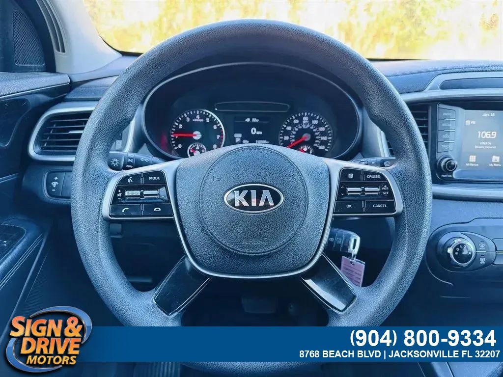 Used 2019 Kia Sorento L FWD image 17