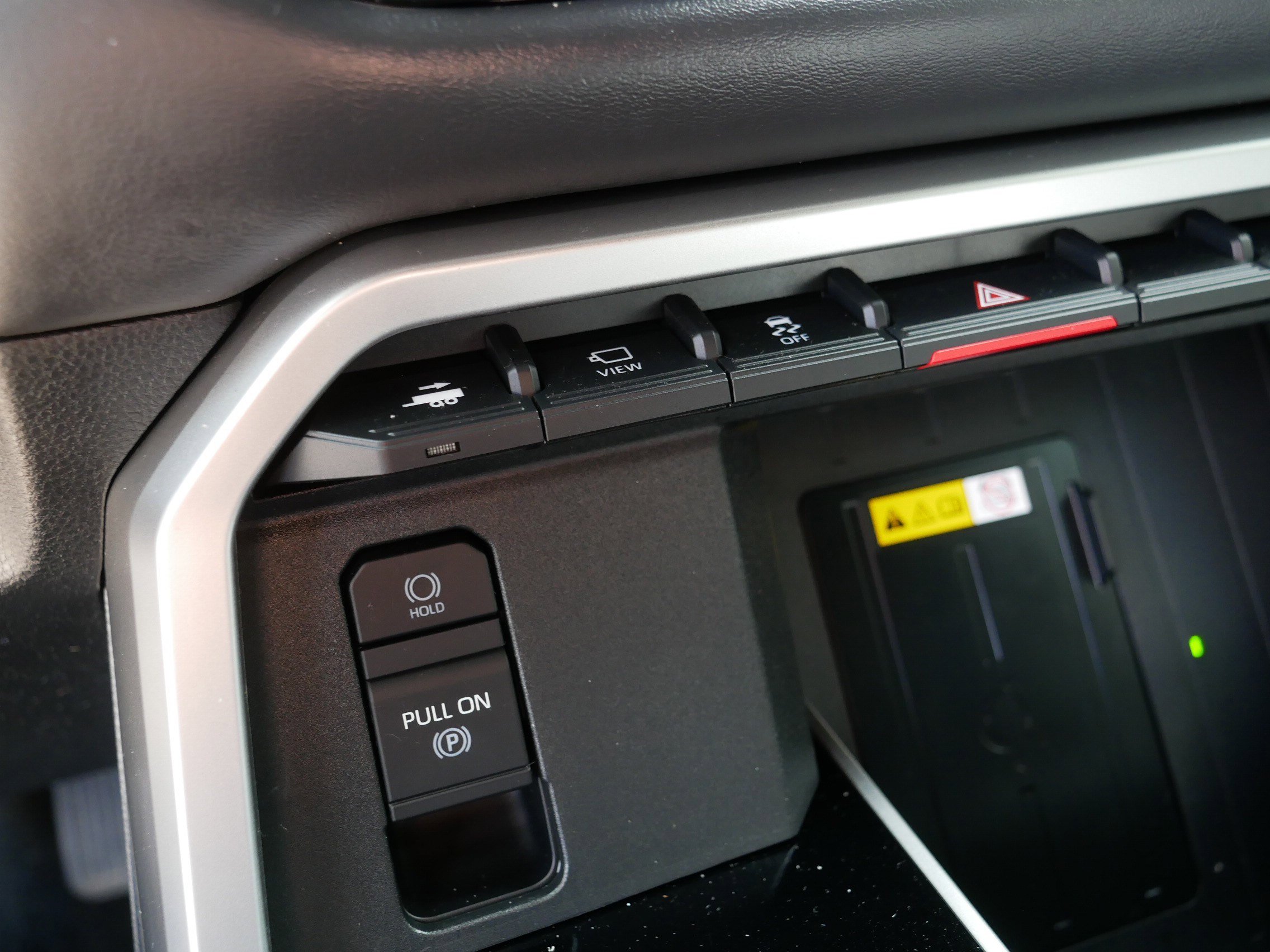 Used 2024 Toyota Sequoia Platinum AWD/4WD image 32