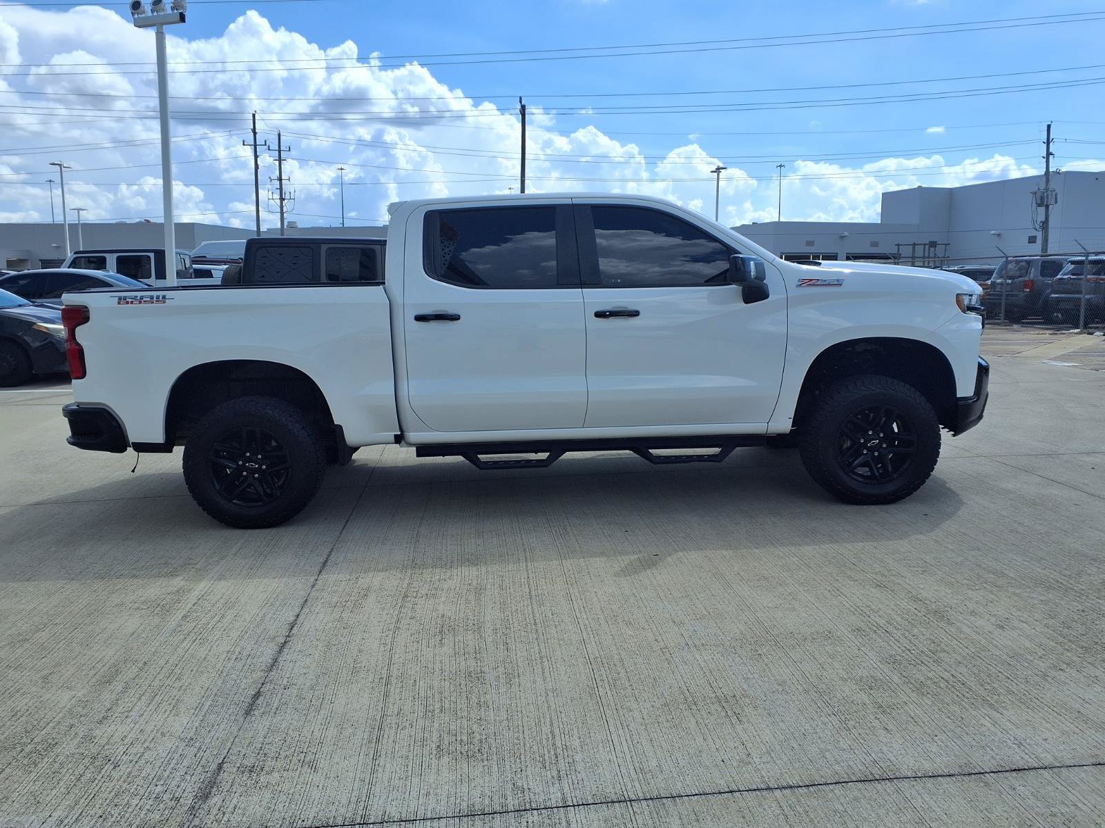 Used 2021 Chevrolet Silverado 1500 LT Trail Boss w/ Convenience Package II AWD/4WD image 30