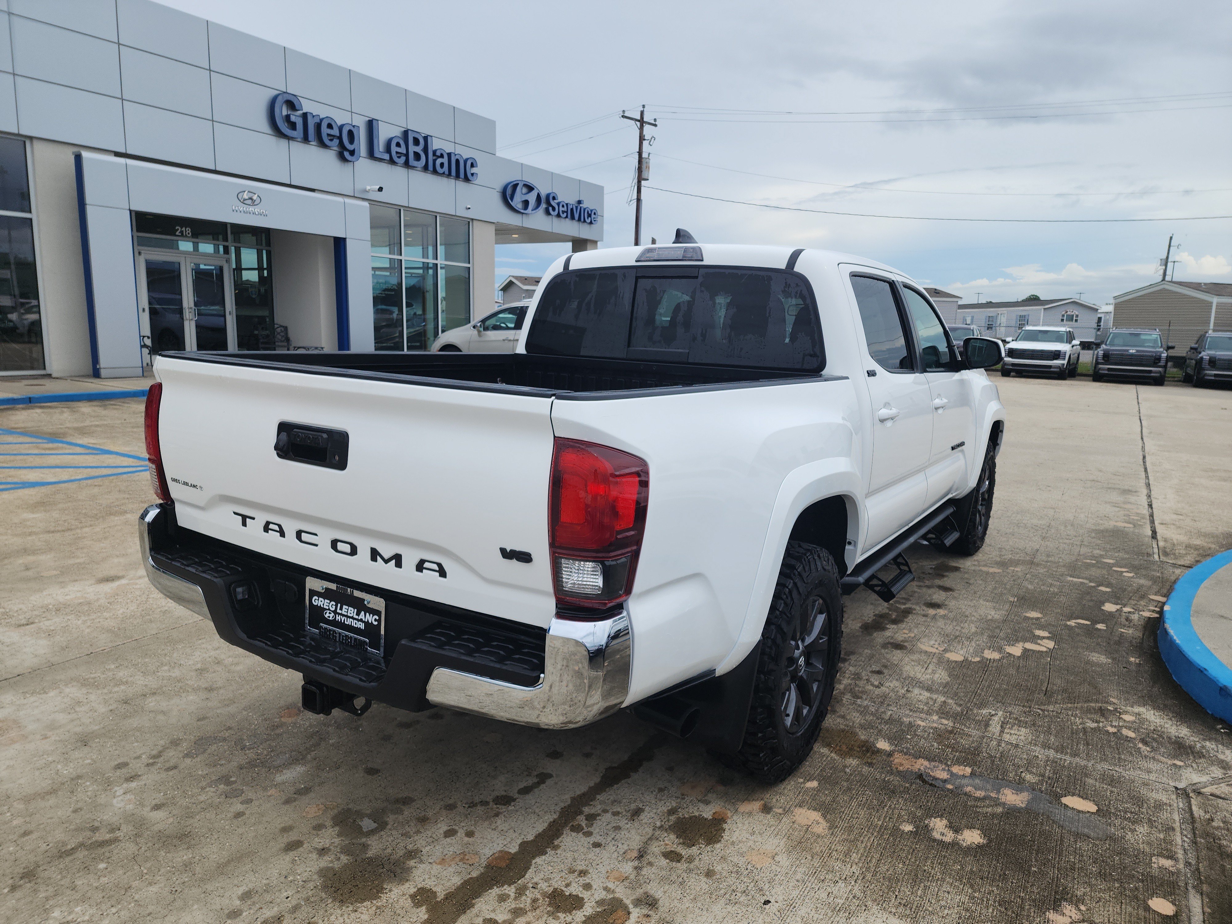 Used 2022 Toyota Tacoma SR5 RWD image 7