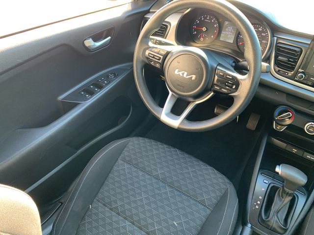 Used 2023 Kia Rio S image 17