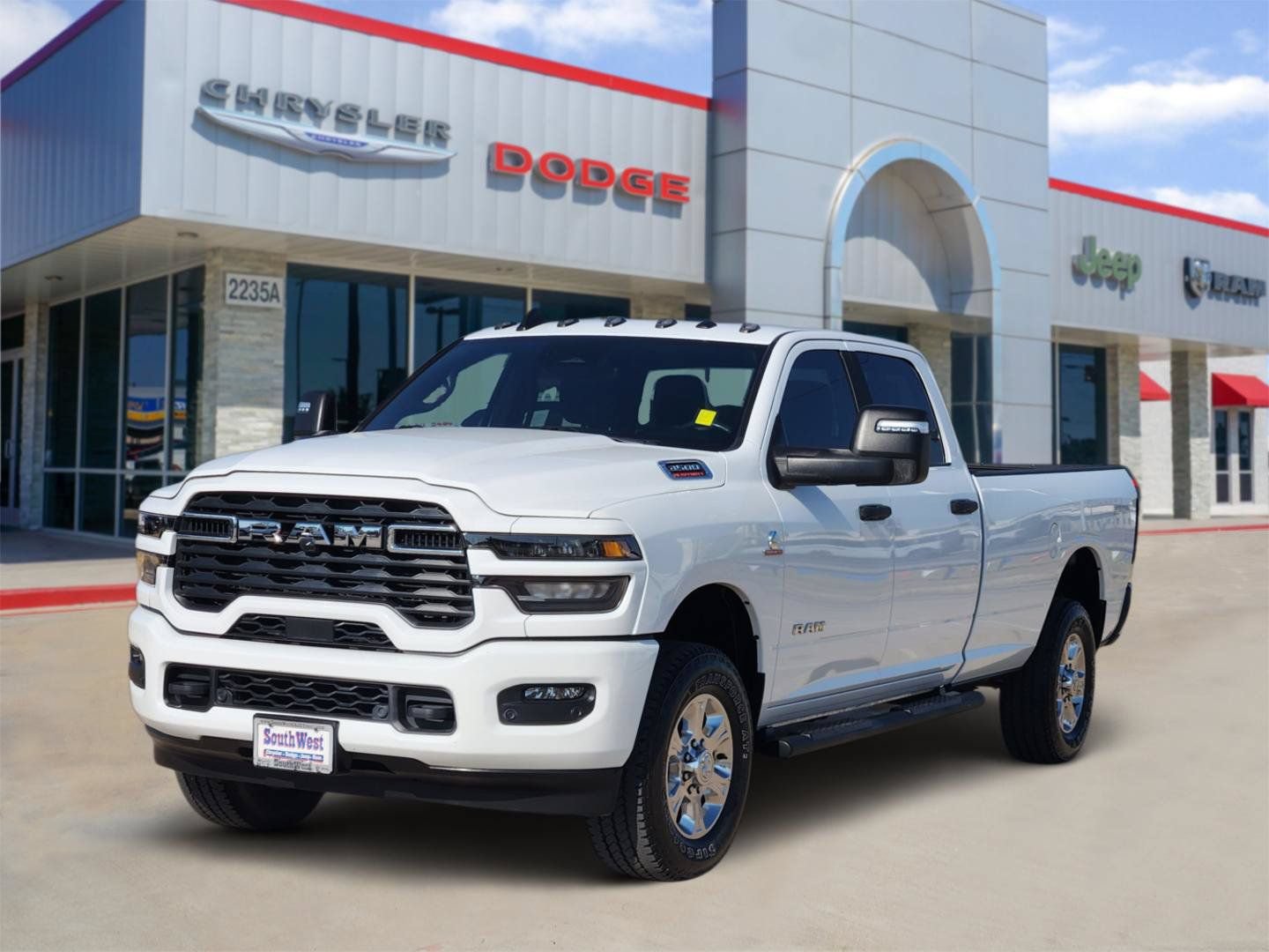 Used 2025 RAM 3500 Lone Star AWD/4WD image 2
