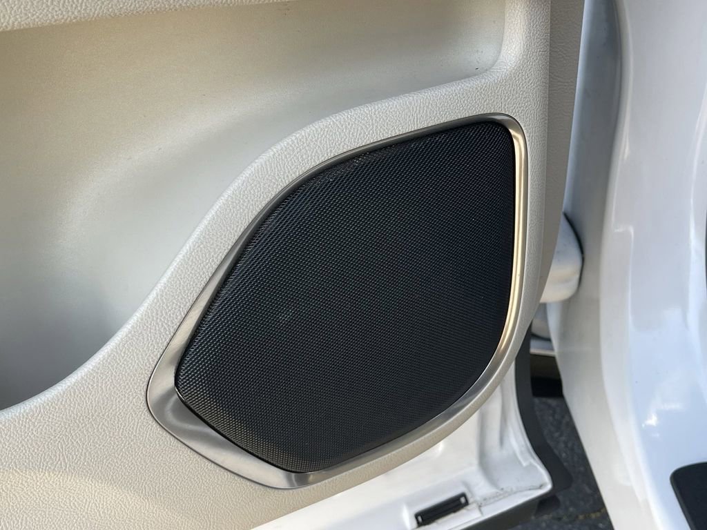 Used 2019 Lincoln Nautilus Reserve FWD image 23