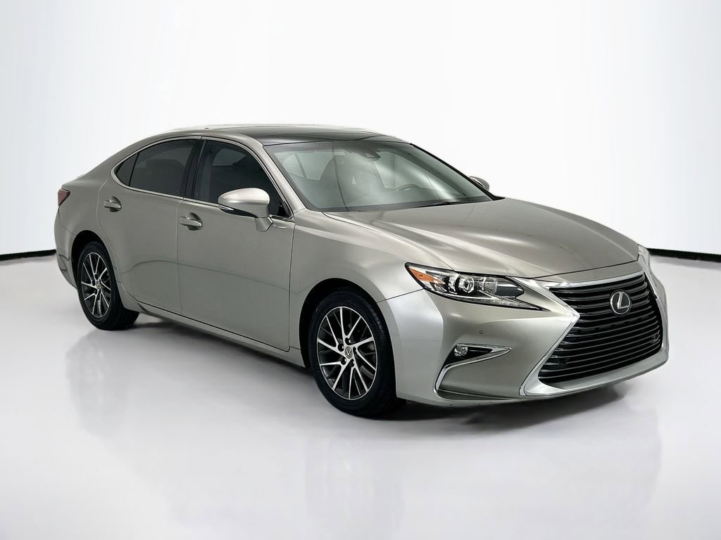 Used 2017 Lexus ES 350 image 3