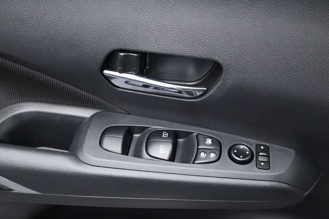 Used 2024 Nissan Kicks SV FWD image 22