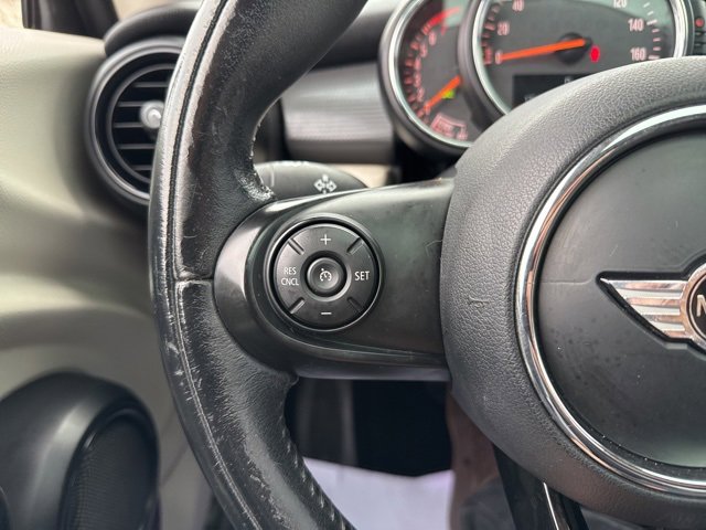 Used 2016 MINI Cooper 2-Door Hardtop image 30