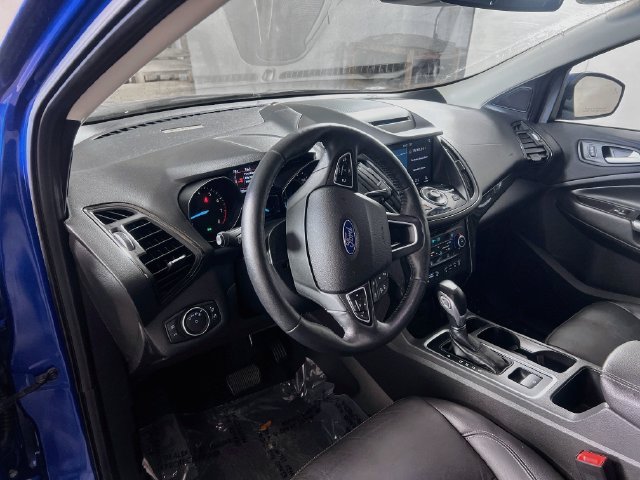 Used 2018 Ford Escape Titanium w/ Ford Safe & Smart Package FWD image 11