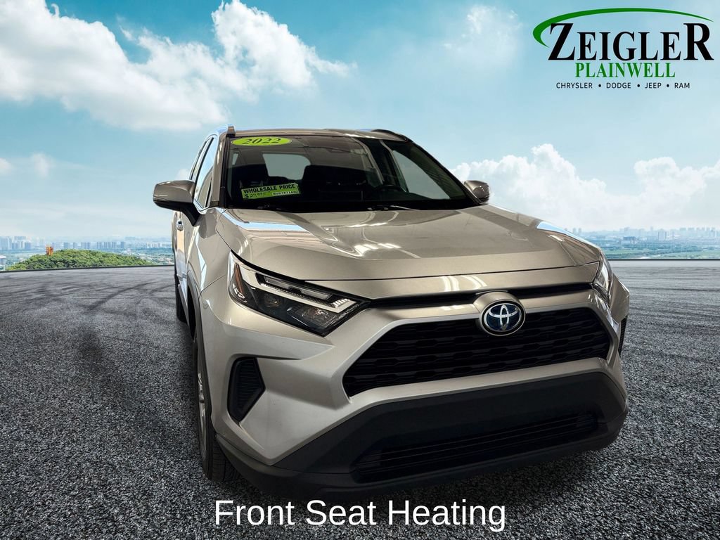 Used 2022 Toyota RAV4 XLE w/ Convenience Package AWD/4WD image 8