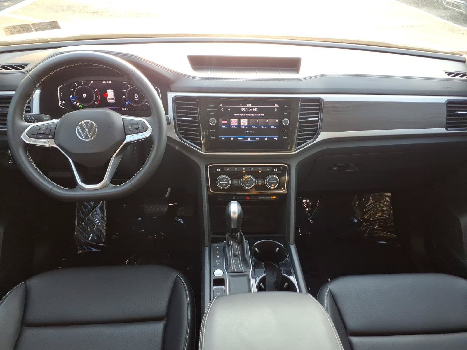 Used 2023 Volkswagen Atlas SE FWD image 11