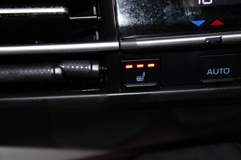 Used 2021 Toyota Sienna XLE image 31