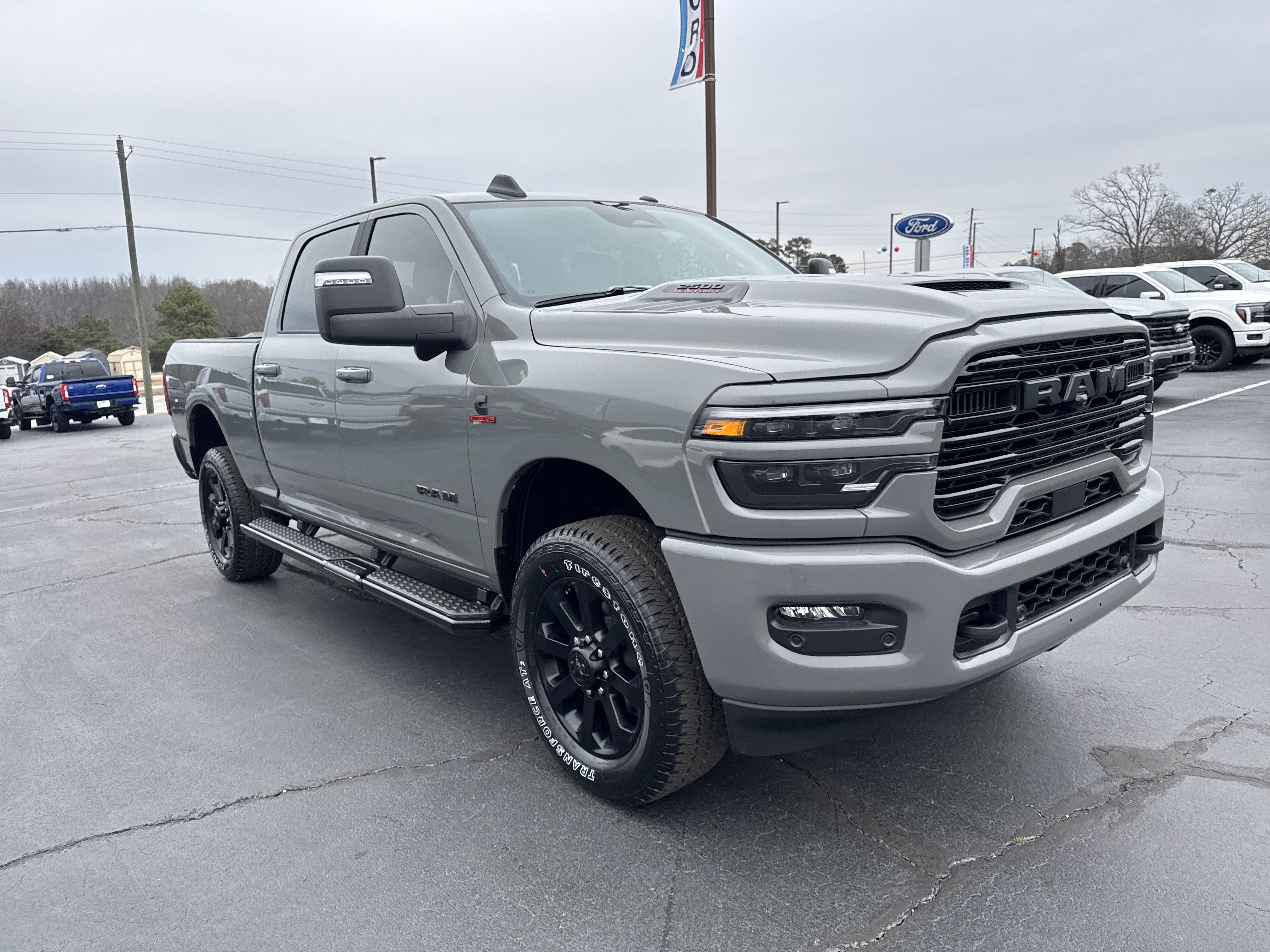 New 2026 RAM 2500 Laramie AWD/4WD image 4