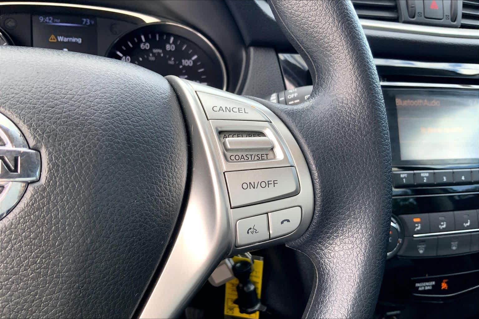 Used 2016 Nissan Rogue S w/ Appearance Package FWD image 25