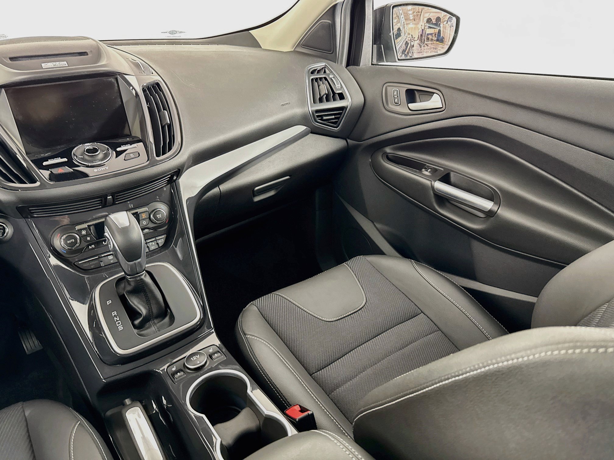 Used 2013 Ford Escape Titanium w/ Parking Technology Pkg FWD image 22