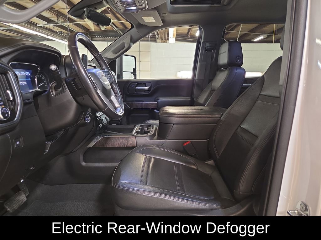 Used 2023 GMC Sierra 3500 Denali w/ Denali Ultimate Package image 10