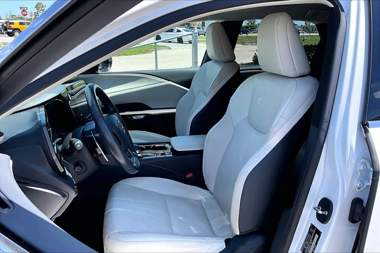 Used 2023 Lexus RX 350 FWD image 8