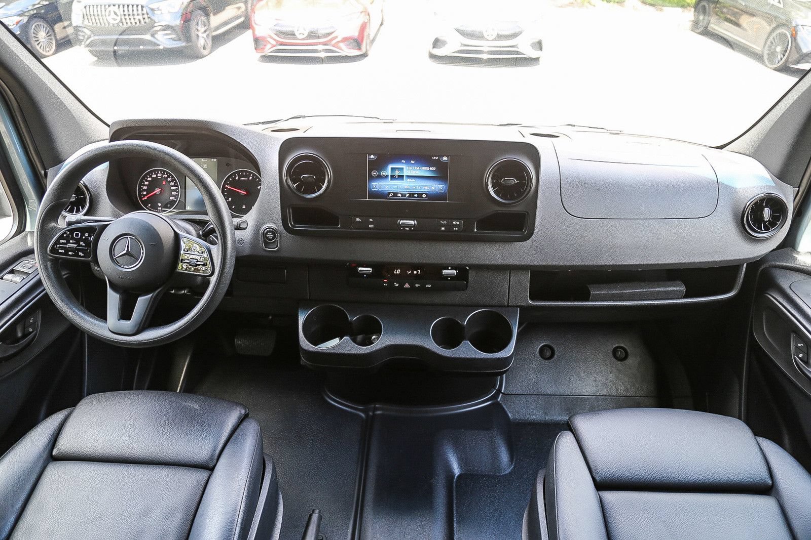 Used 2024 Mercedes-Benz Sprinter 2500 image 11