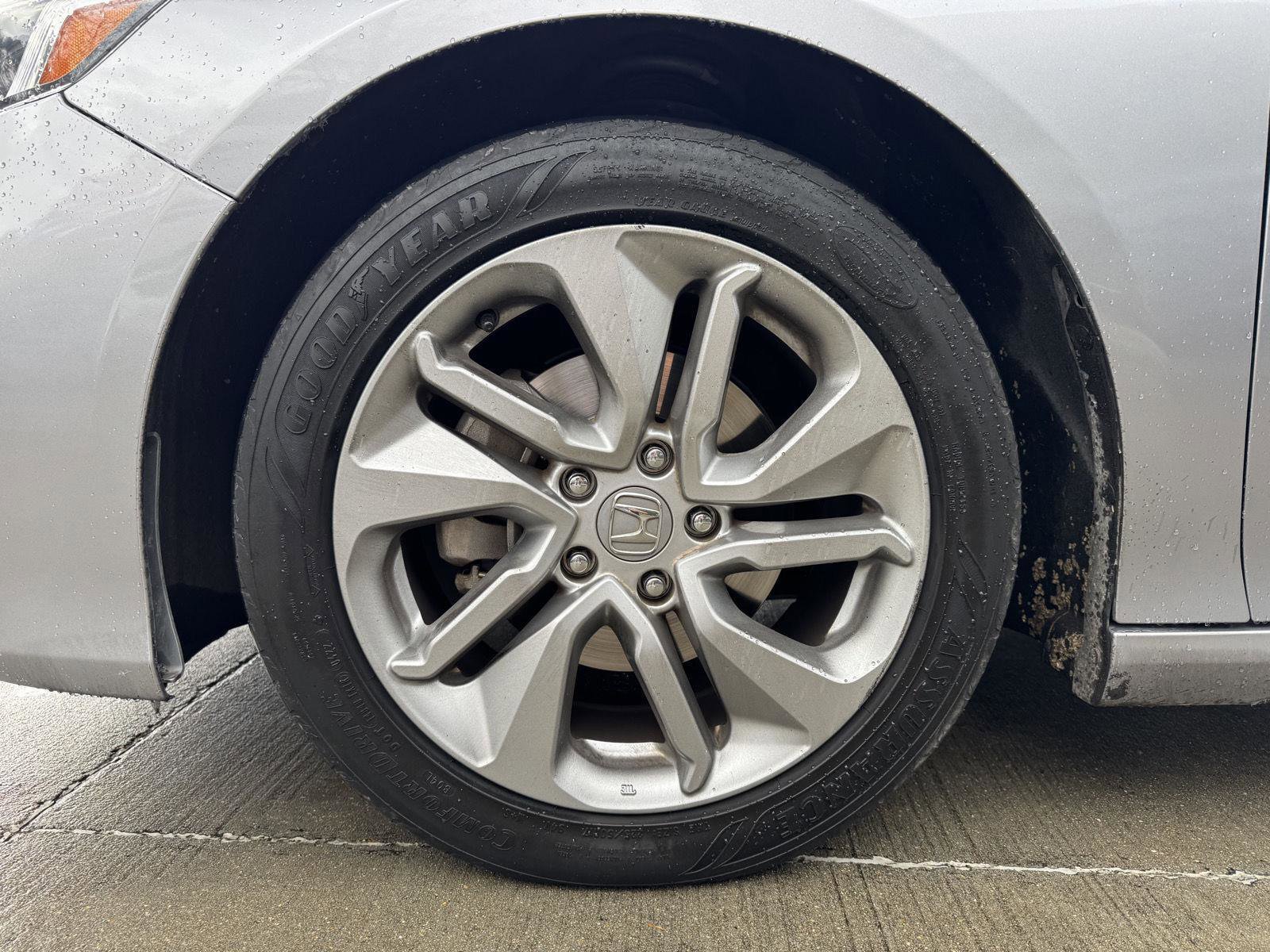 Used 2020 Honda Accord LX image 4