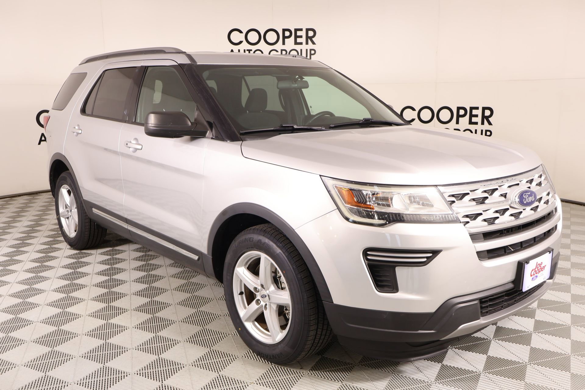 Used 2019 Ford Explorer XLT FWD 360° Tour