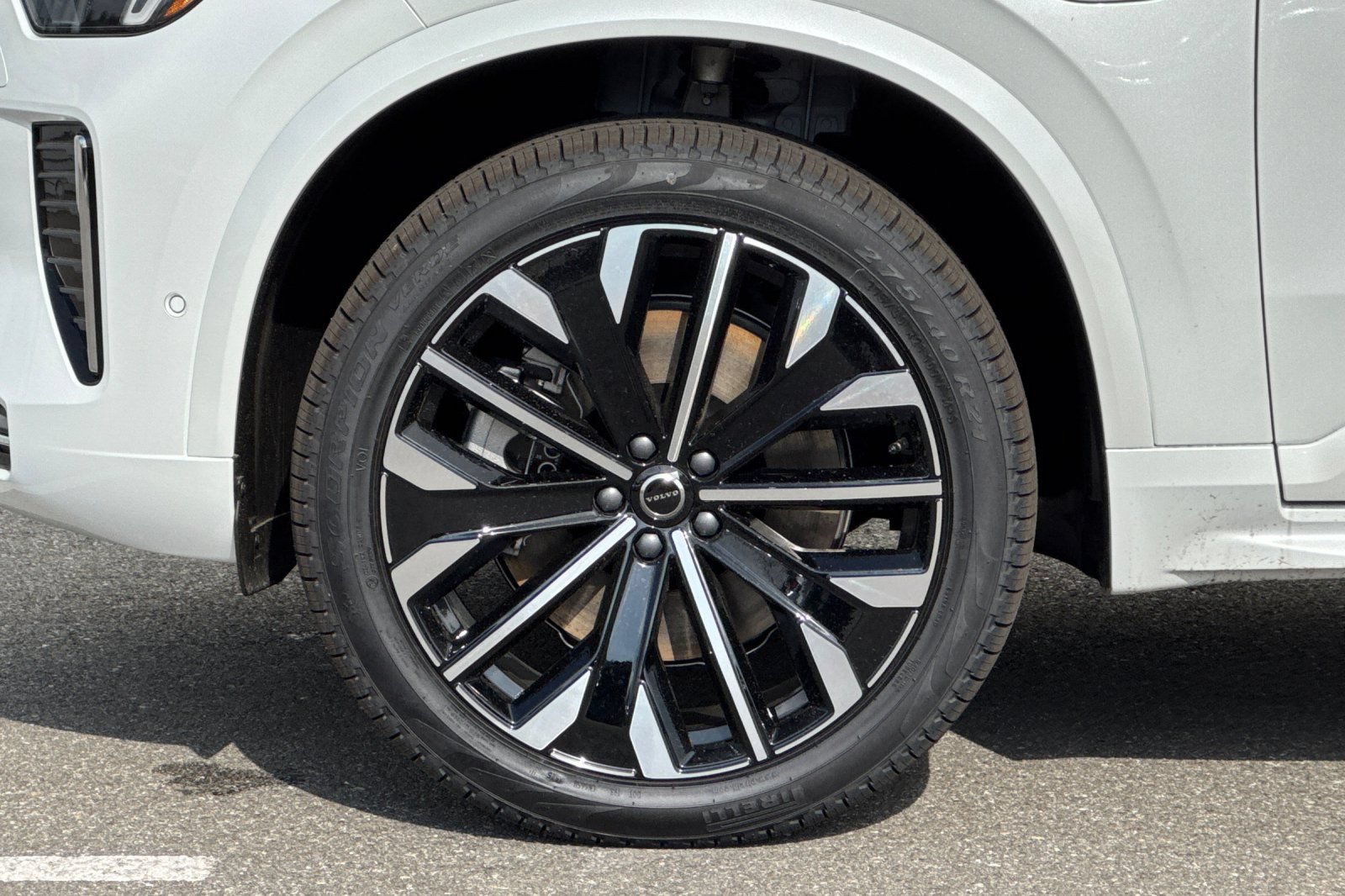 New 2026 Volvo XC90 T8 Ultra w/ Protection Package AWD/4WD image 32