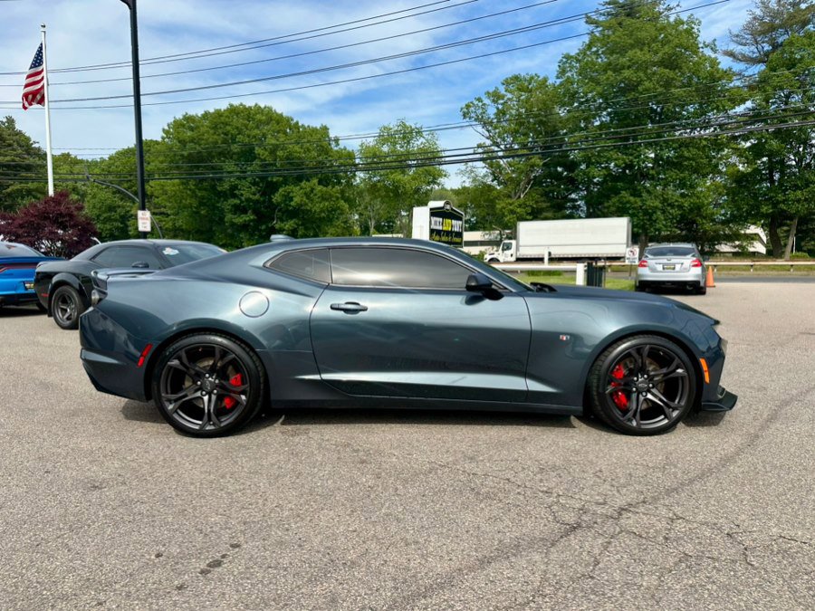 Used 2020 Chevrolet Camaro SS RWD image 5