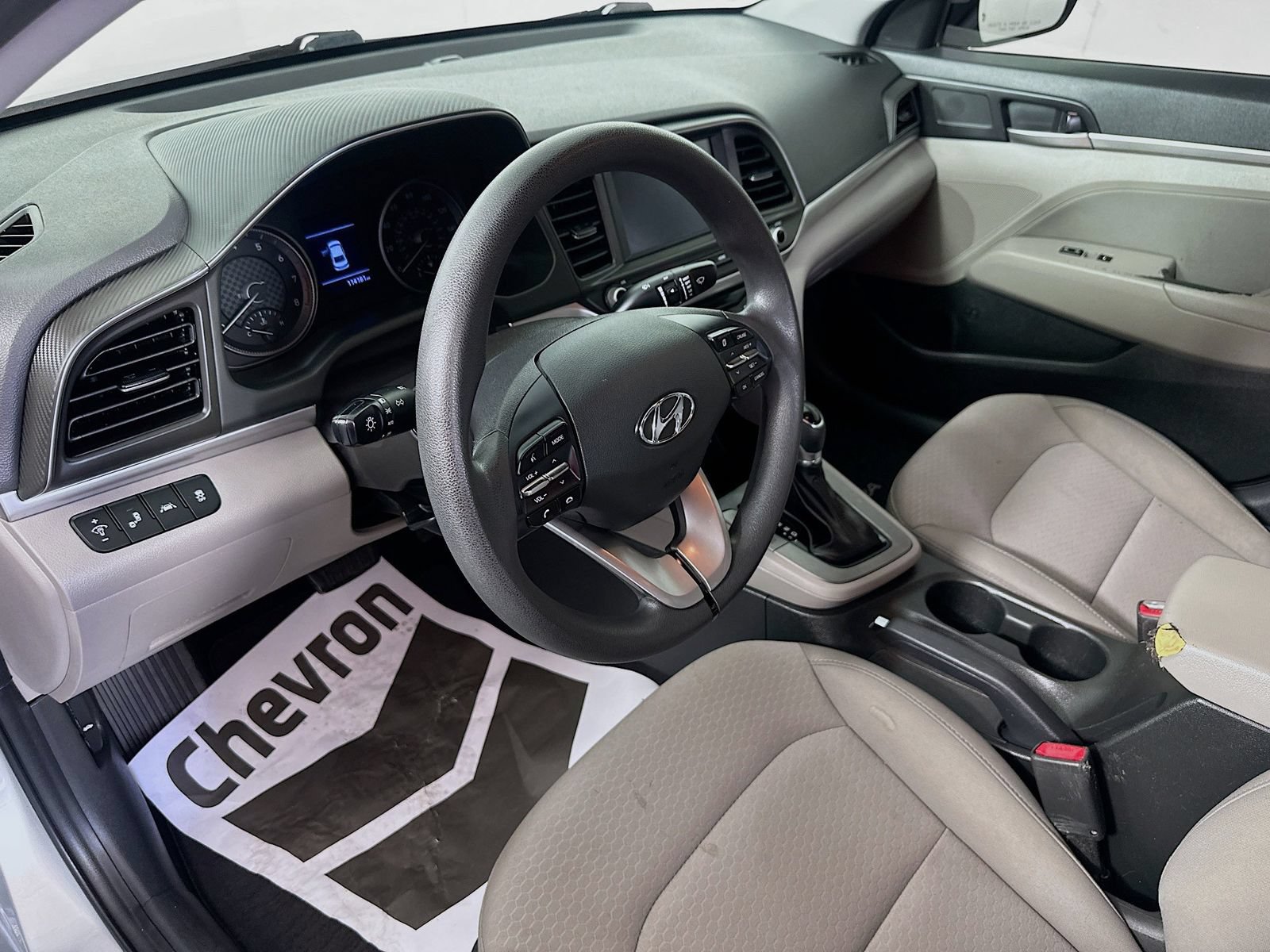 Used 2019 Hyundai Elantra SEL FWD image 9