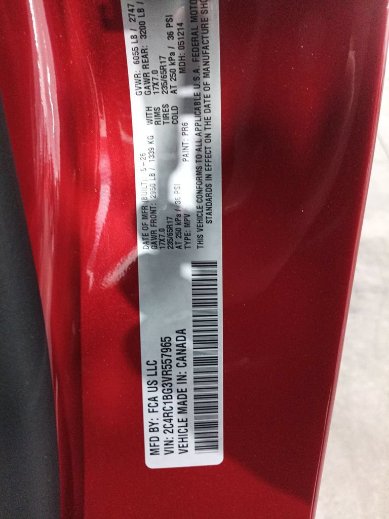 New 2027 Chrysler Pacifica Select w/ Family Tech Group FWD image 29
