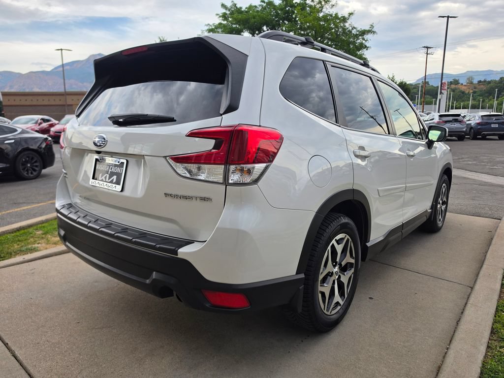 Used 2021 Subaru Forester Premium w/ Popular Package #1 AWD/4WD image 5