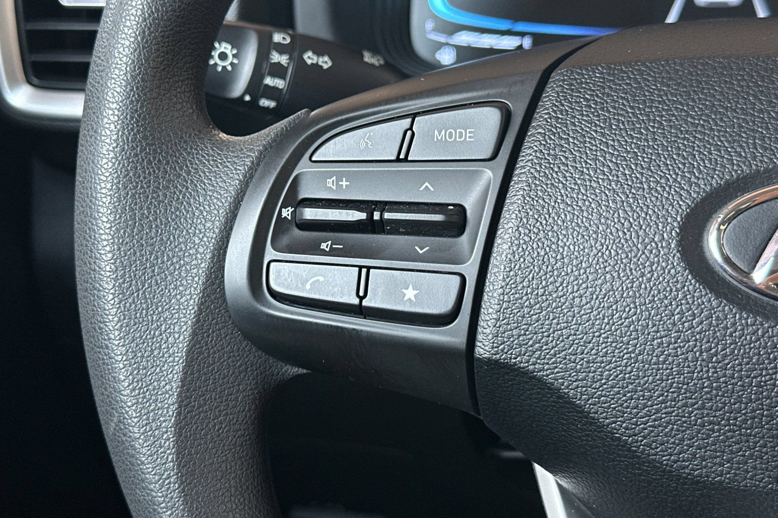 Certified 2026 Hyundai Venue SE FWD image 29