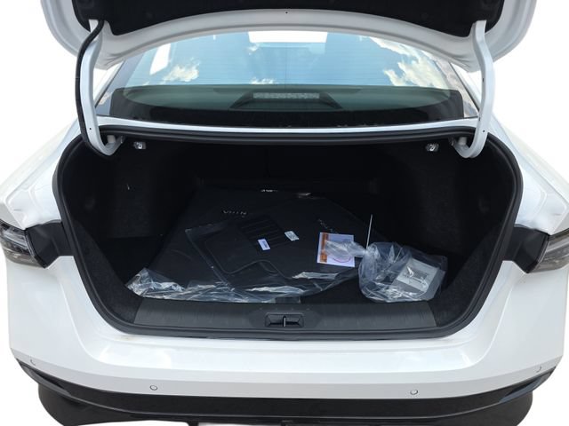 New 2026 Nissan Sentra SR w/ SR Premium Package FWD image 27
