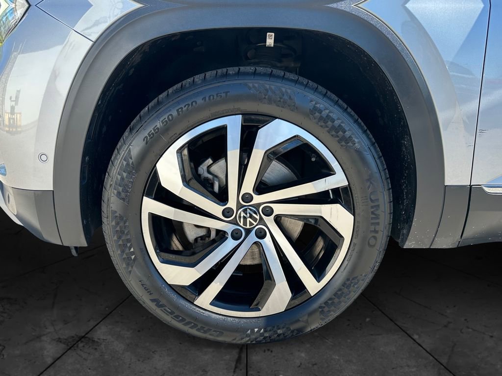 Used 2021 Volkswagen Atlas SEL Premium image 14