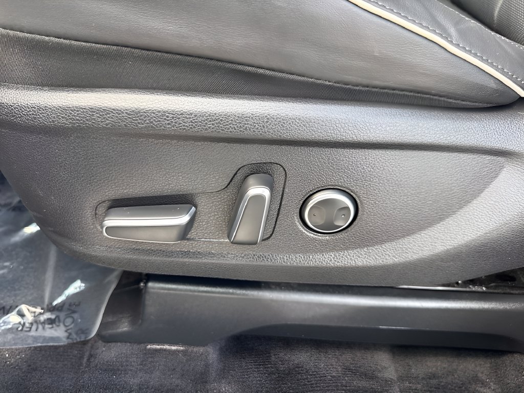 Used 2025 Hyundai Palisade SEL AWD/4WD image 11