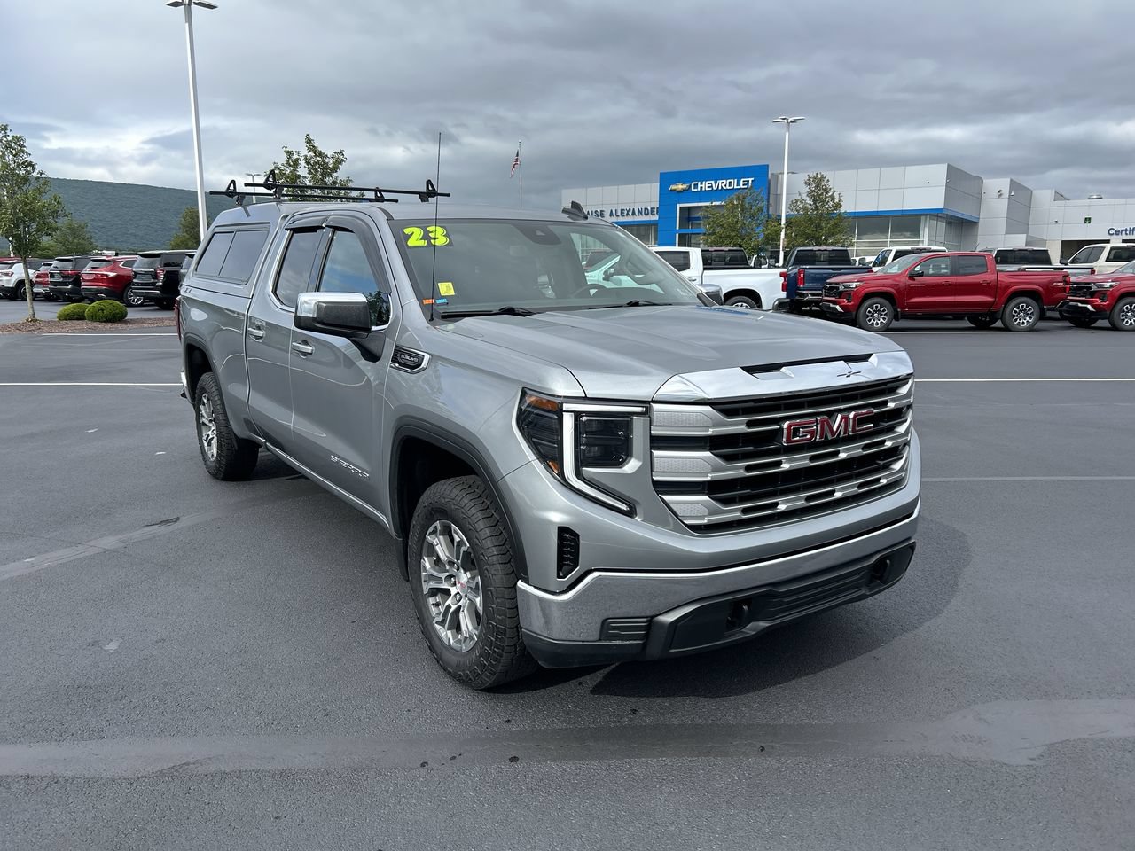 Used 2023 GMC Sierra 1500 SLE