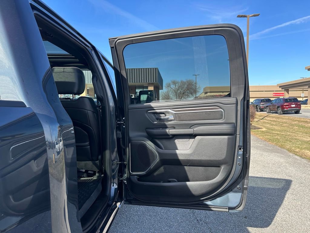 New 2026 RAM 1500 Laramie w/ Sport Appearance Package AWD/4WD image 17