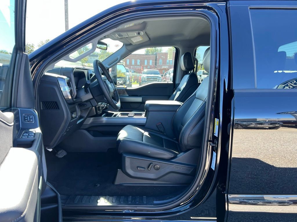 New 2026 Ford F250 Lariat image 13