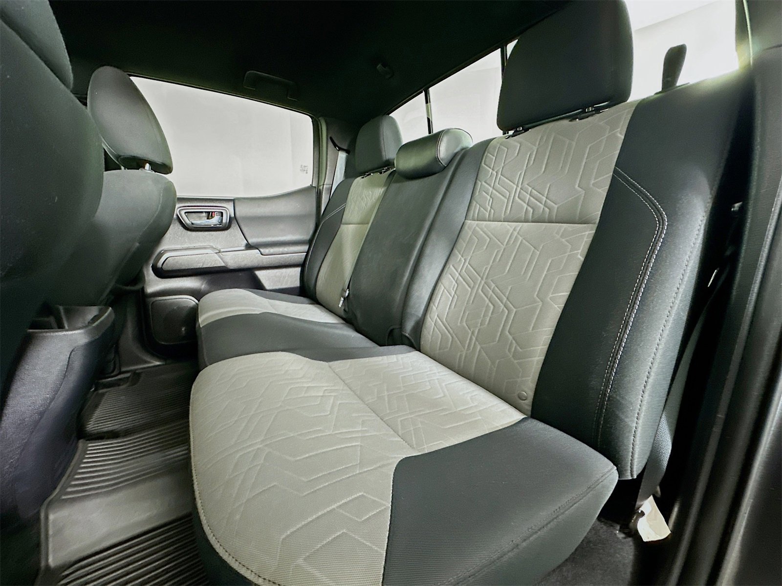 Certified 2020 Toyota Tacoma TRD Off-Road image 24