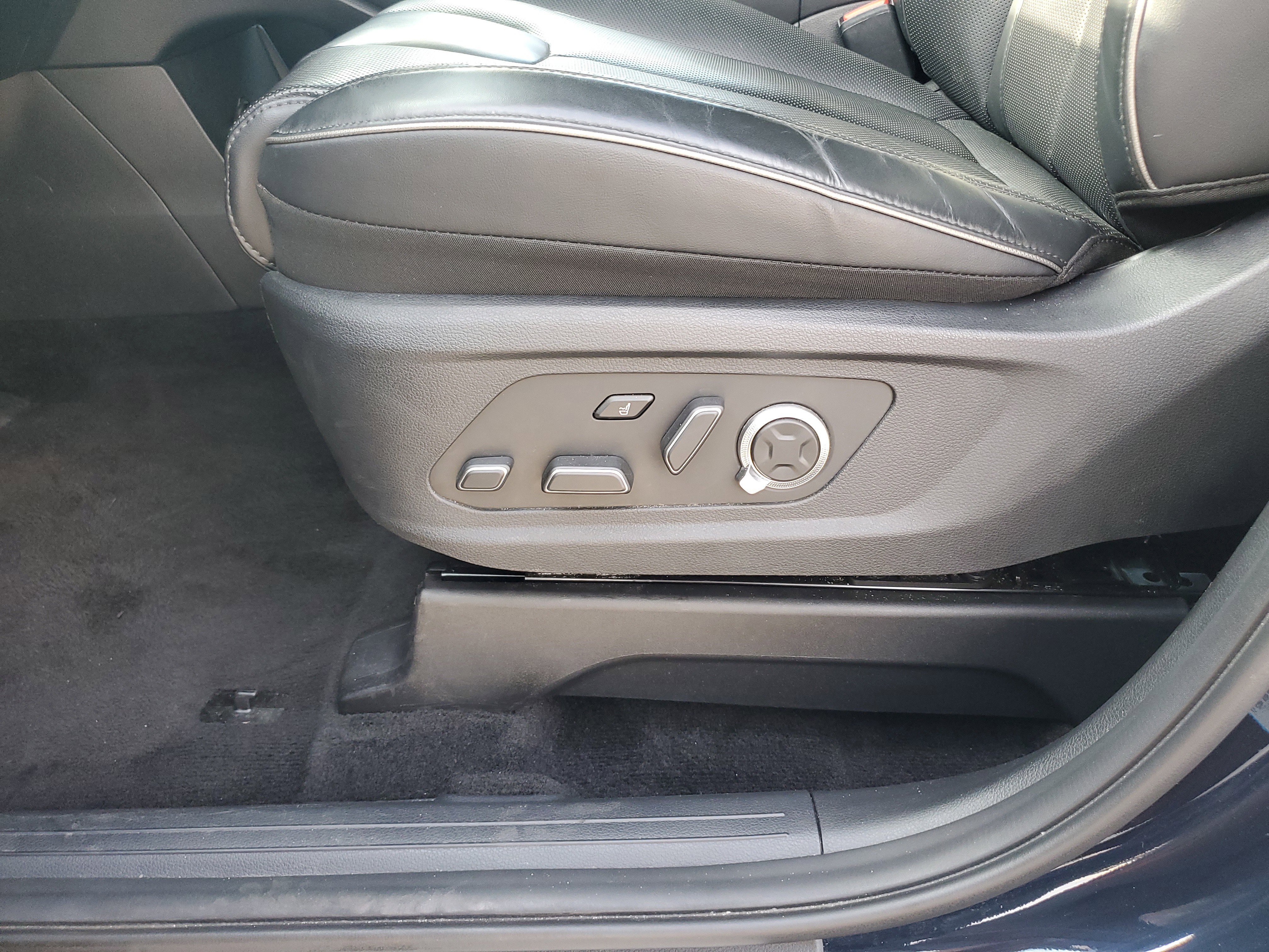 Used 2024 Hyundai Palisade Calligraphy image 22