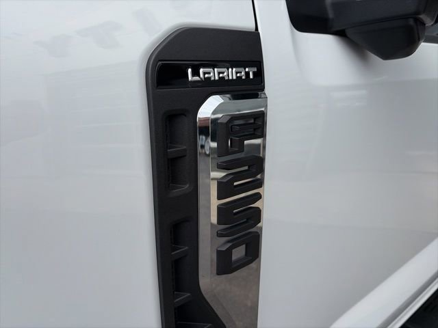 Used 2024 Ford F250 Lariat image 7