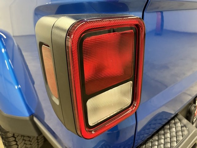 Used 2024 Jeep Gladiator Sport image 7