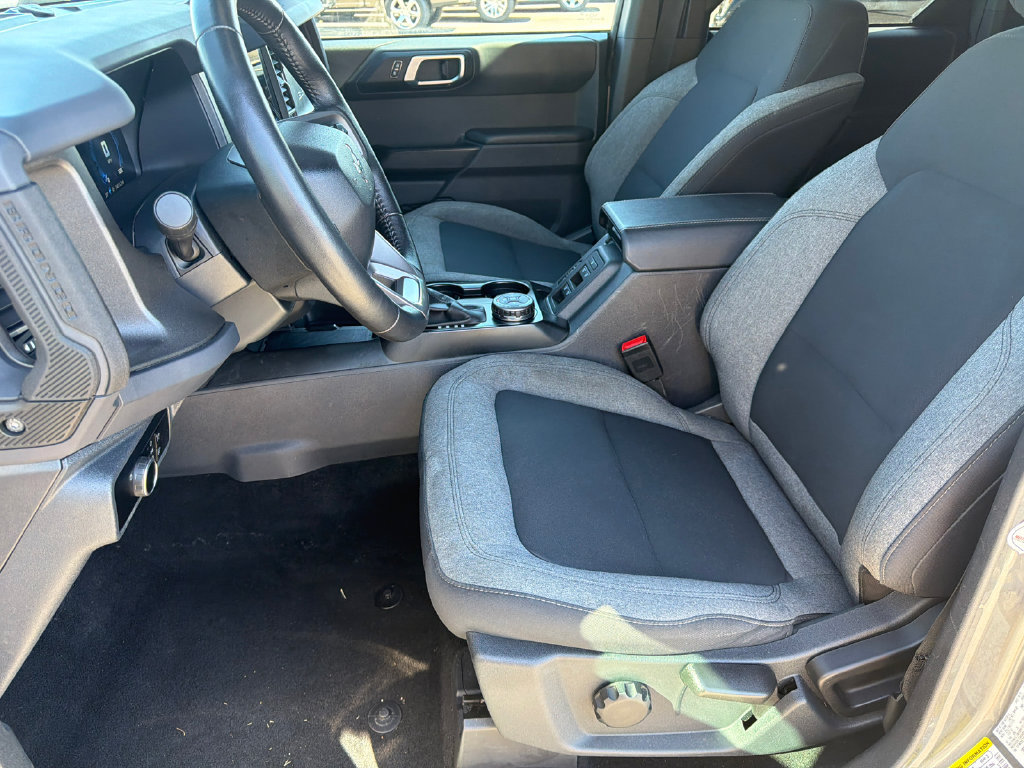 Used 2025 Ford Bronco Big Bend AWD/4WD image 9