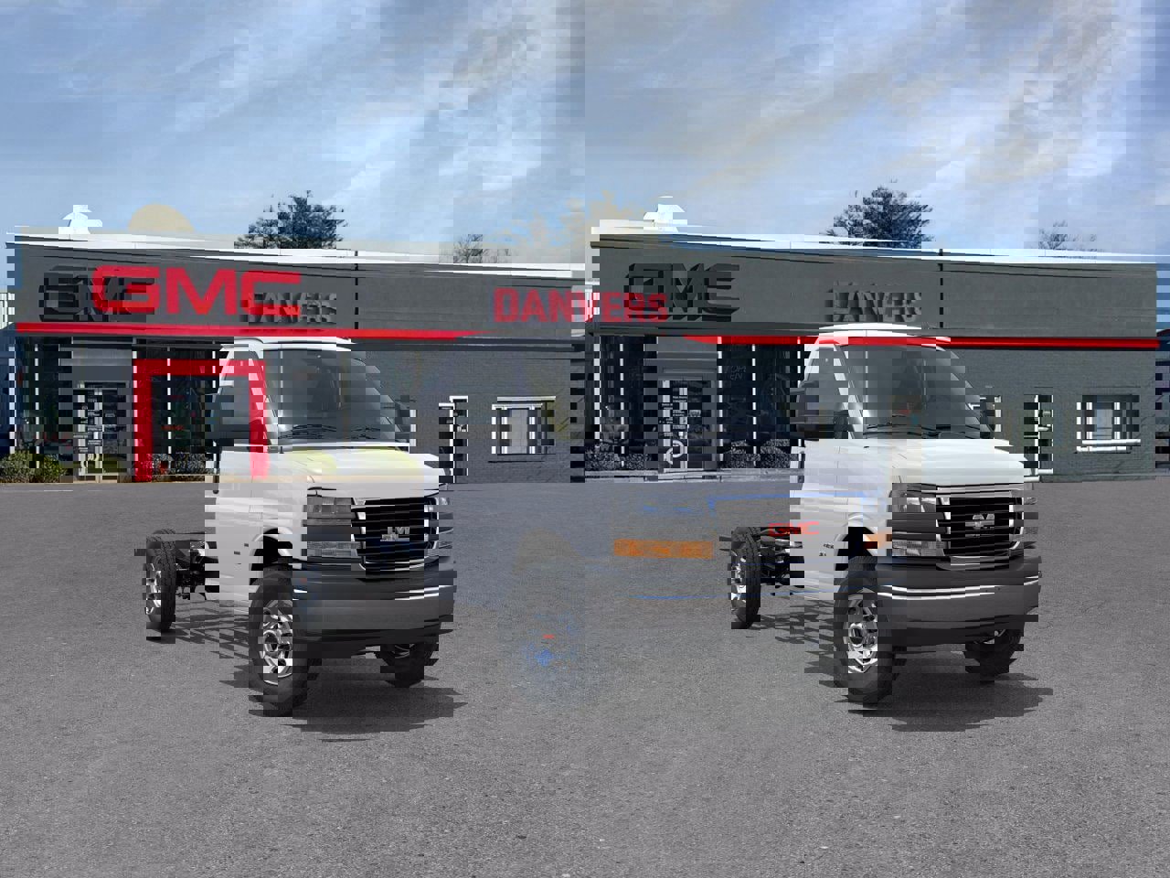New 2025 GMC Savana 3500 w/ Power Convenience Package