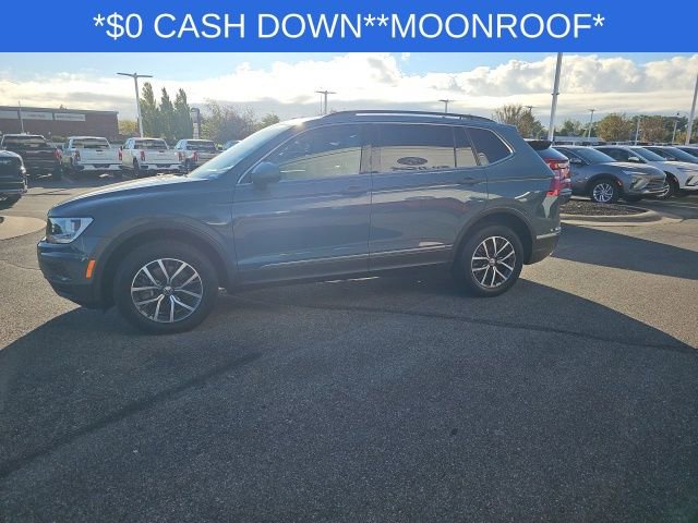 Used 2020 Volkswagen Tiguan SE w/ Panoramic Sunroof Package image 11